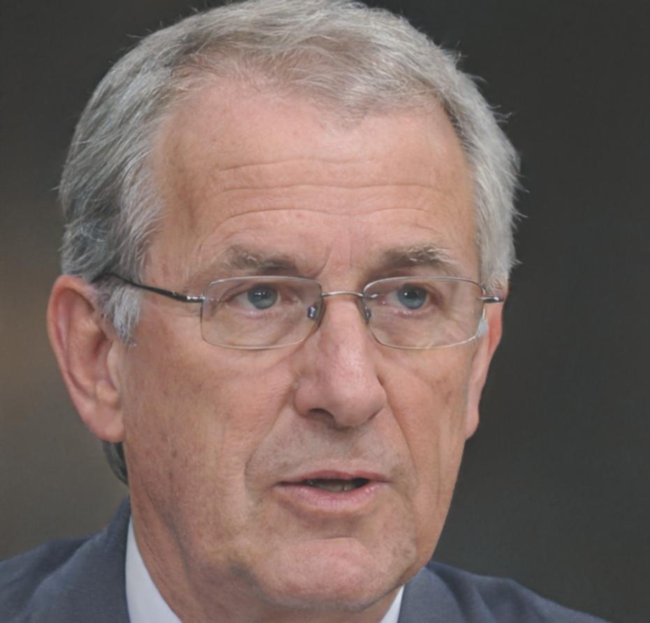 Desmond Archer investment mentor